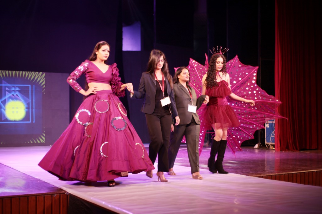 Student's Designing Contest in GFF